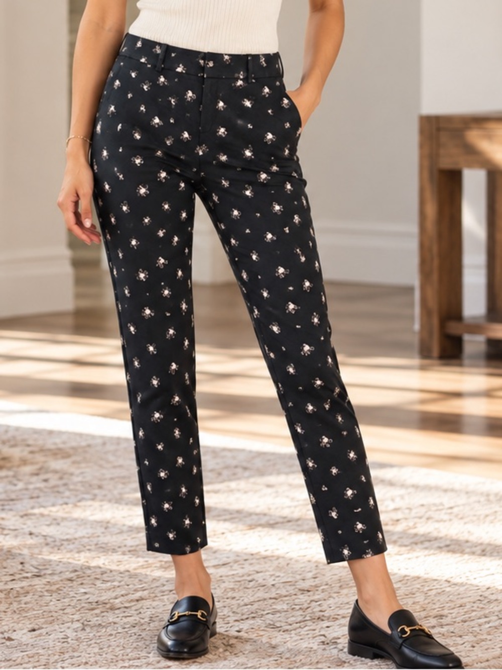 Club Monaco Ali Crop Koi Fish Print Slim Ankle Pants Black Size 0